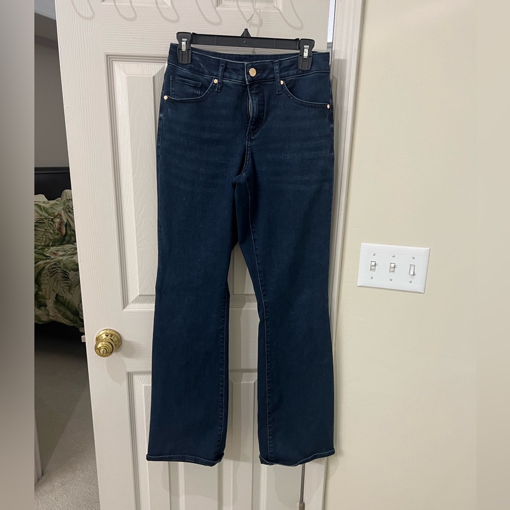 Express Curvy Boot Mid Rise Jeans
